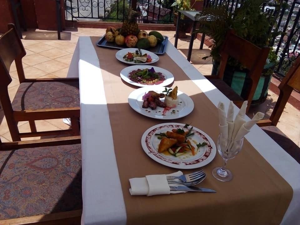 Relais De La Haute Ville Tana Antananarivo Exterior foto